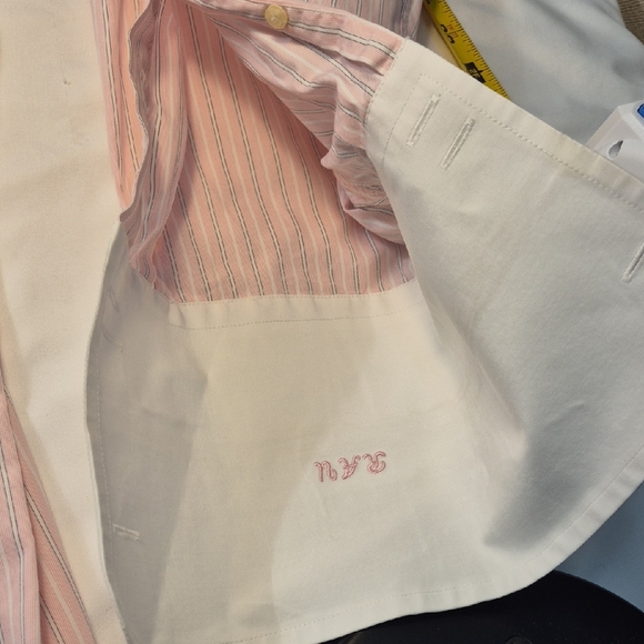 Saks Fifth Avenue Luxury Long Sleeve Pink and White Striped Mens Dress Shirt - Picture 4 of 11